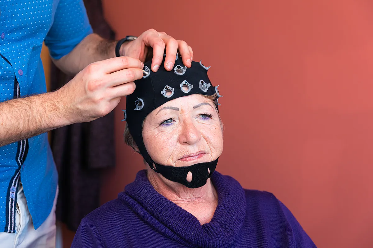 Neurociencia 2.0. Inteligencia artificial y un sombrero para diagnosticar el Alzheimer en sus primeras etapas