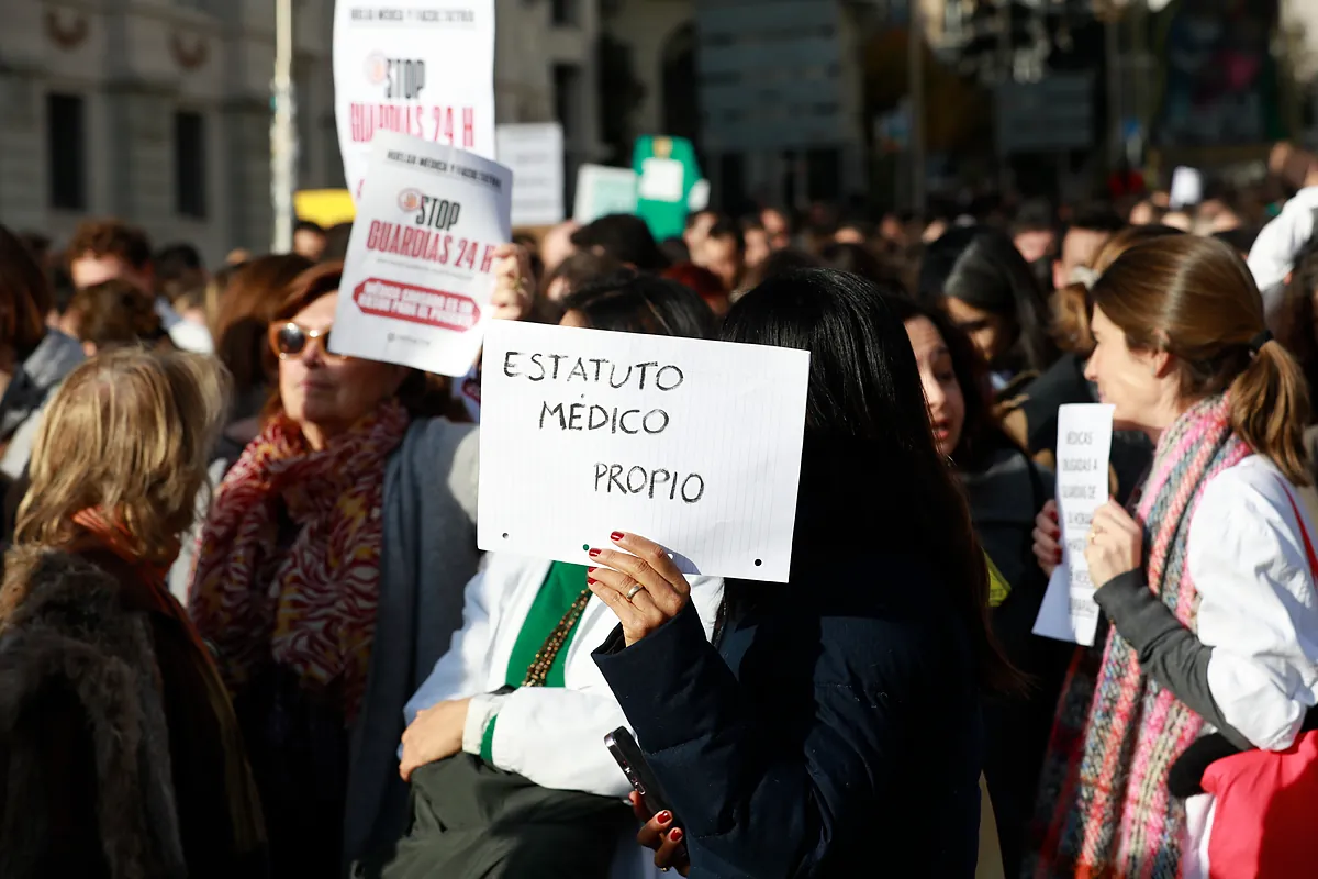 La reunión de los sindicatos médicos y de Sanidad no desbloquea la huelga