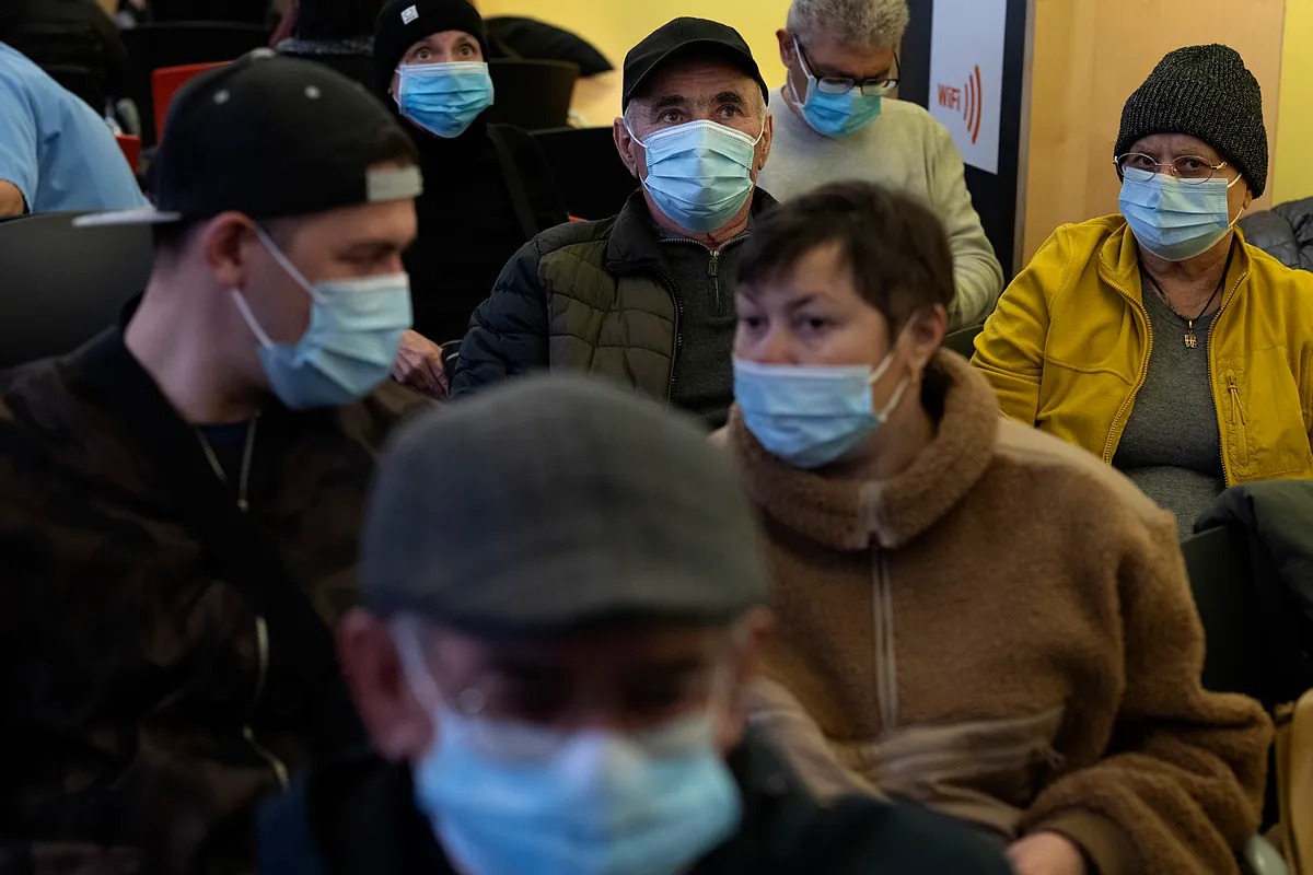 Plan gripe 2025. de mascarillas en hospitales a bajas por enfermedad en residencias de ancianos y más trabajo a distancia
