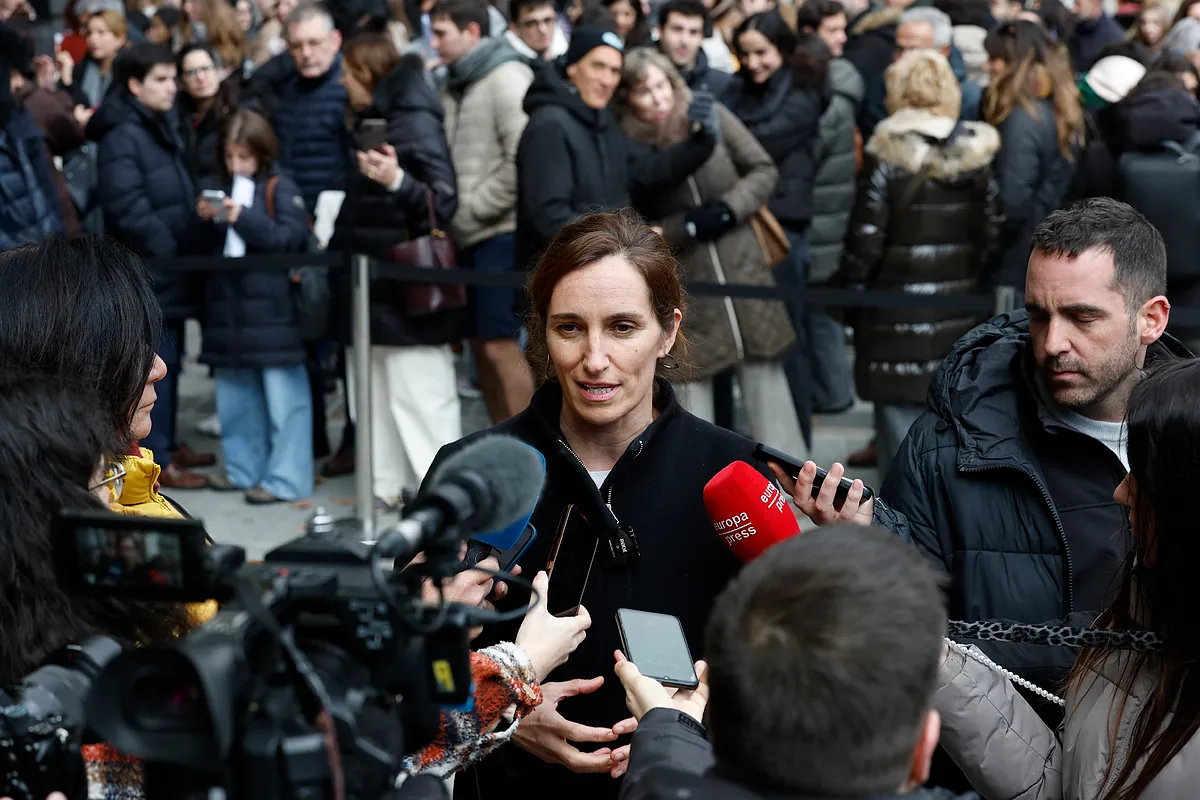 Sanidad acuerda un proyecto de carta marco con los sindicatos de clase, pero los médicos continúan la huelga