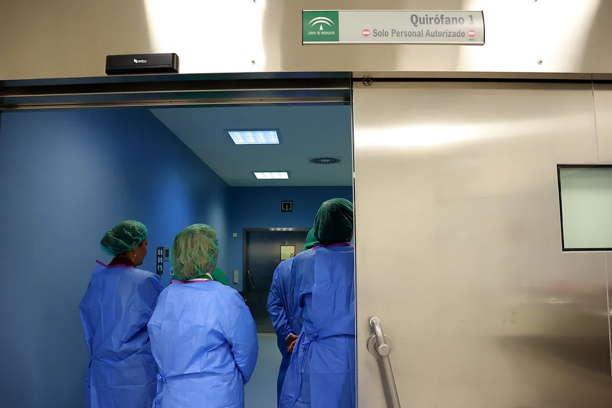 Los primeros cinco días de huelga en el sector salud. los servicios mínimos son 100% en urgencias y algunos servicios hospitalarios y 50% en atención primaria;