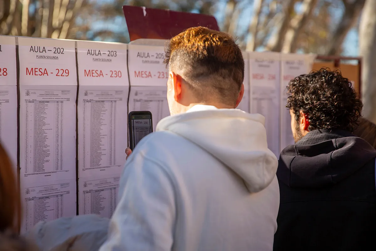 Sanidad vuelve a incumplir plazos con retraso en lista provisional de aprobados en pruebas MIR, FIR y EIR.