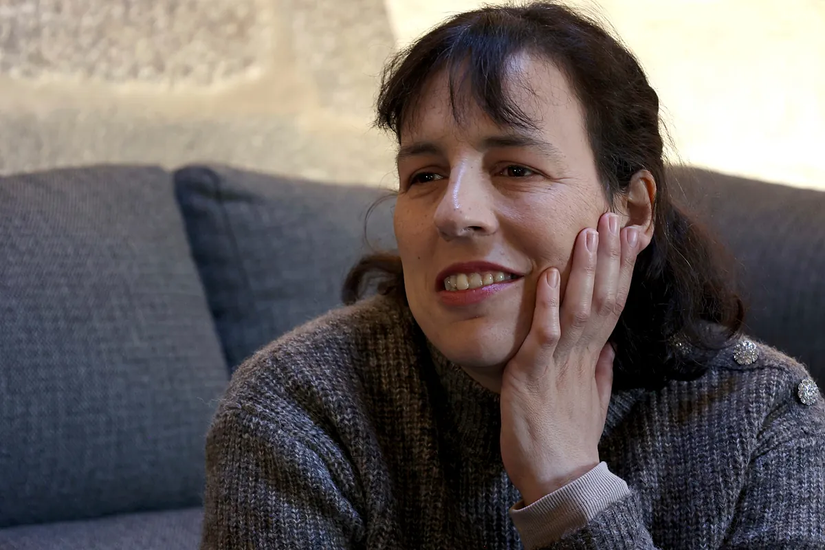 María Varela, la mujer que recogió 55.000 firmas para promover el cribado del cáncer de mama a sus 40 años; "Sanidad nos ha prometido cinco citas, pero seguimos esperando"