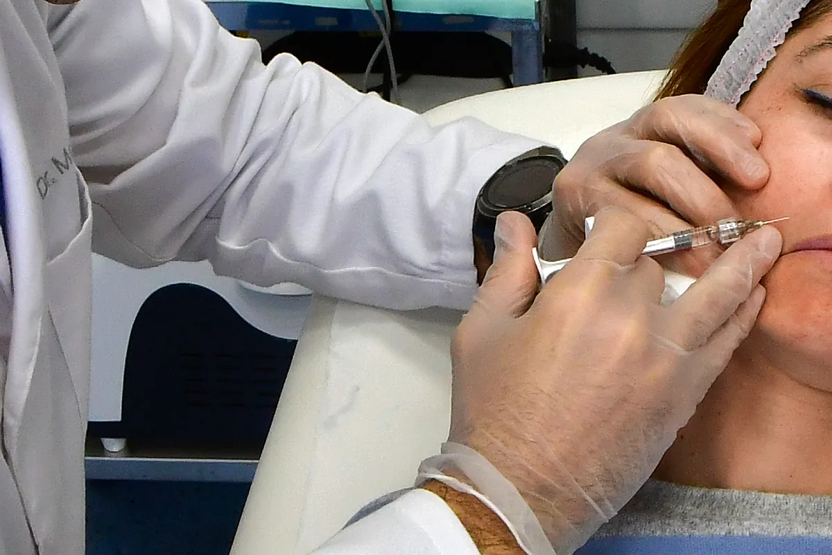 Sanidad frenará la invasión de las clínicas de belleza con una nueva legislación que entrará en vigor en julio.