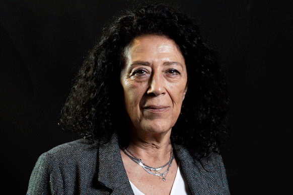 Héroes de cuatro décadas de atención sanitaria. "Los ingresos de los profesionales compensaron las deficiencias del sistema y no deben considerarse inaceptables."