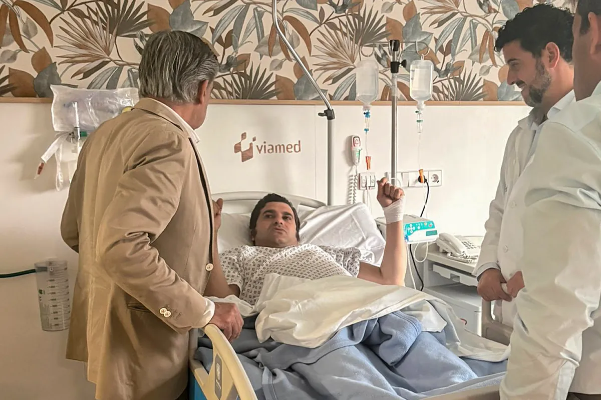 La suerte de Morante. "Esta verruga hay que tratarla en un hospital, pero el propio médico jefe de La Maestranza es un especialista en perineal."