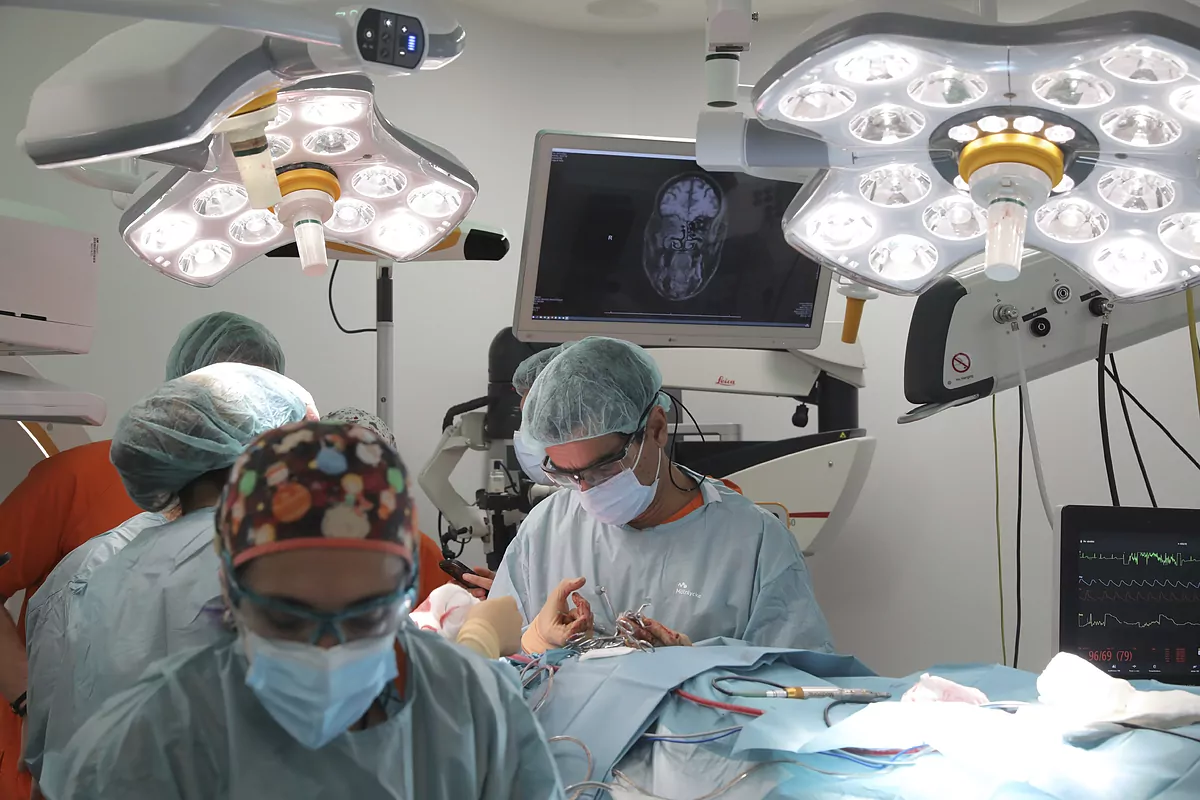 Las listas de espera vuelven a crecer, con 4.925.648 pacientes, 853.509 para operaciones y 4.072.139 para especialistas.