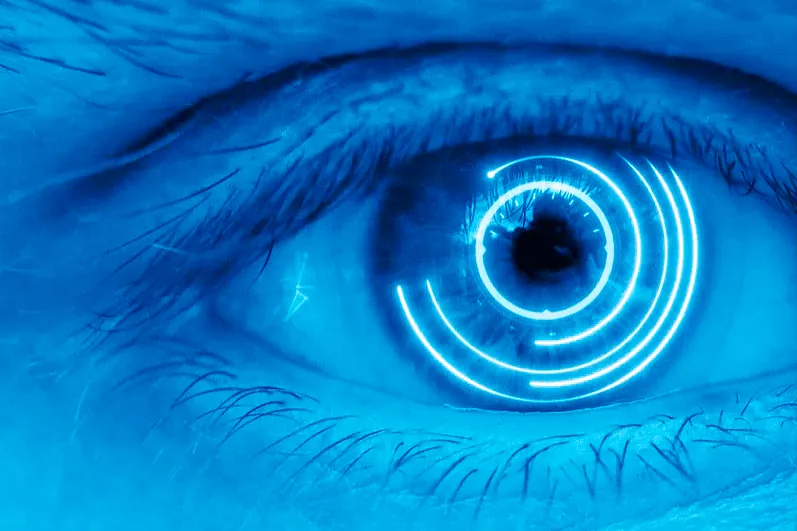 Inteligencia artificial para analizar el fondo de ojo y detectar el riesgo de infarto en 10 segundos
