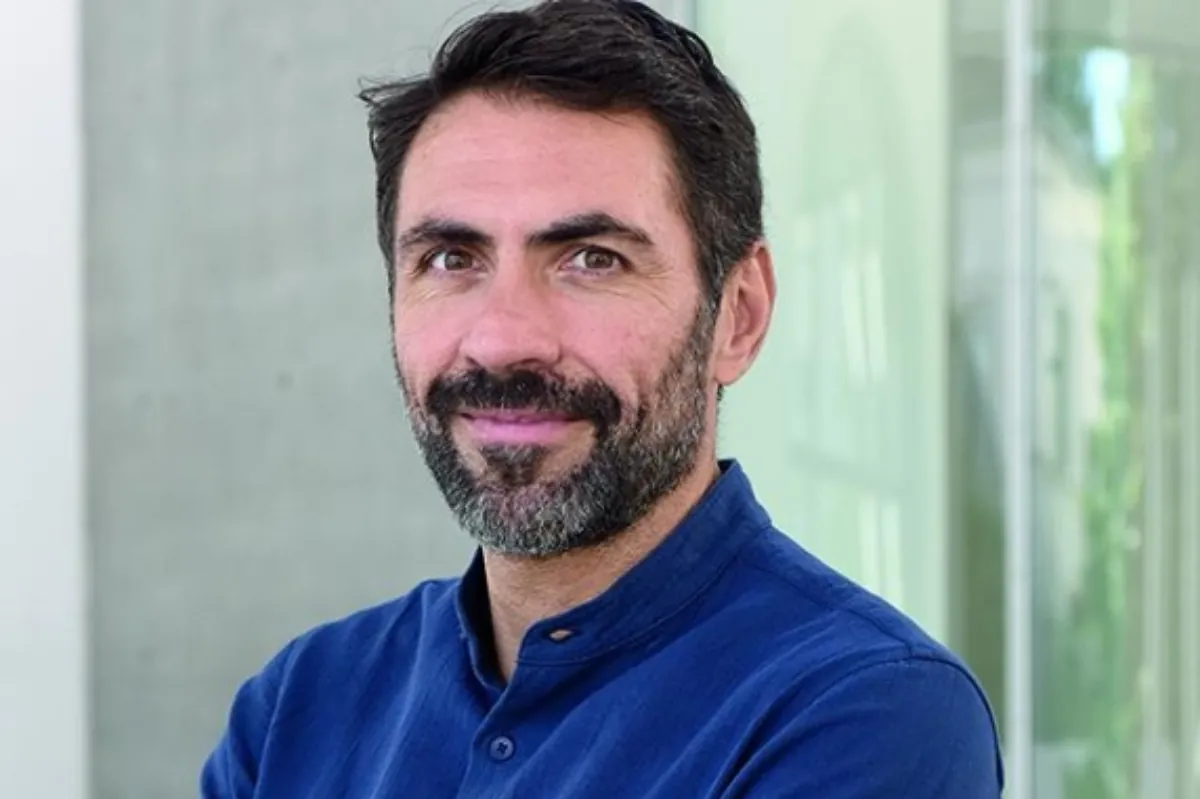 Daniel Lumera, biólogo natural. "Para ver los primeros resultados basta con meditar 12 minutos al día."